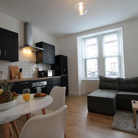 Superb One Bedroom Apartment In Dundee Eksteriør bilde